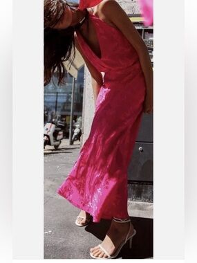 New ZARA FUCHSIA Pink JACQUARD MIDI DRESS Bow Size L